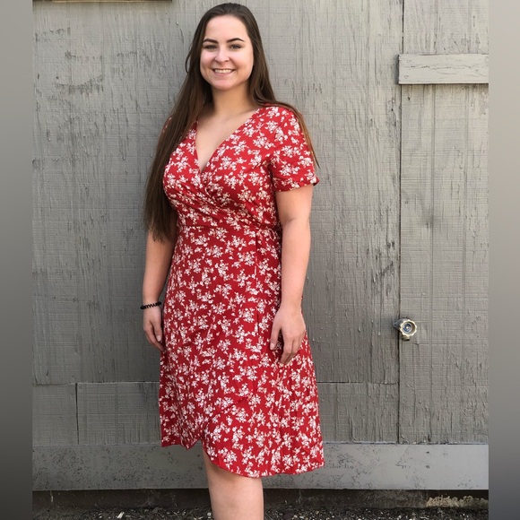 Red Flower Wrap Dress - Picture 1 of 3
